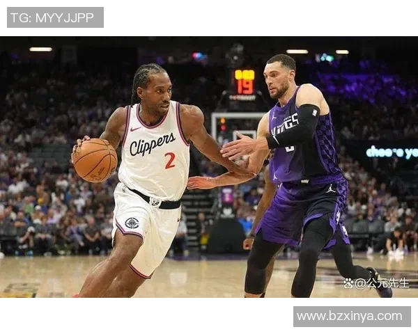 快船成联盟最年长球队平均年龄三十岁爵士年轻阵容仅二十五点六岁